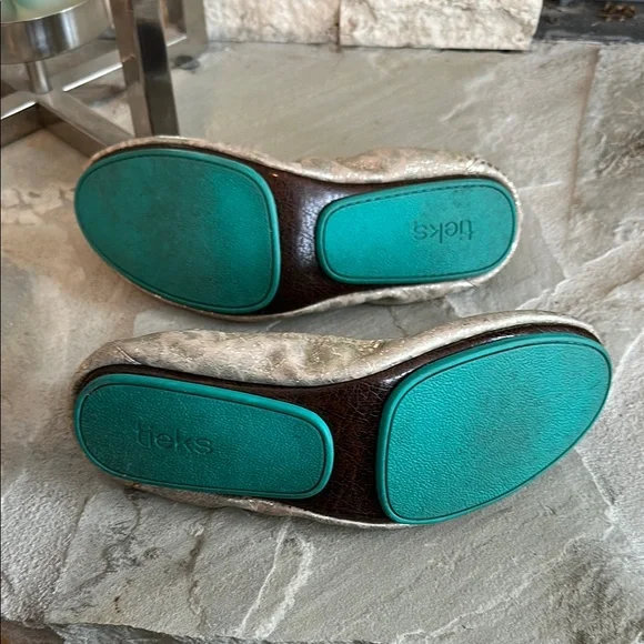 Romantic Blush Tieks Ballet Flats - Picture 5 of 9